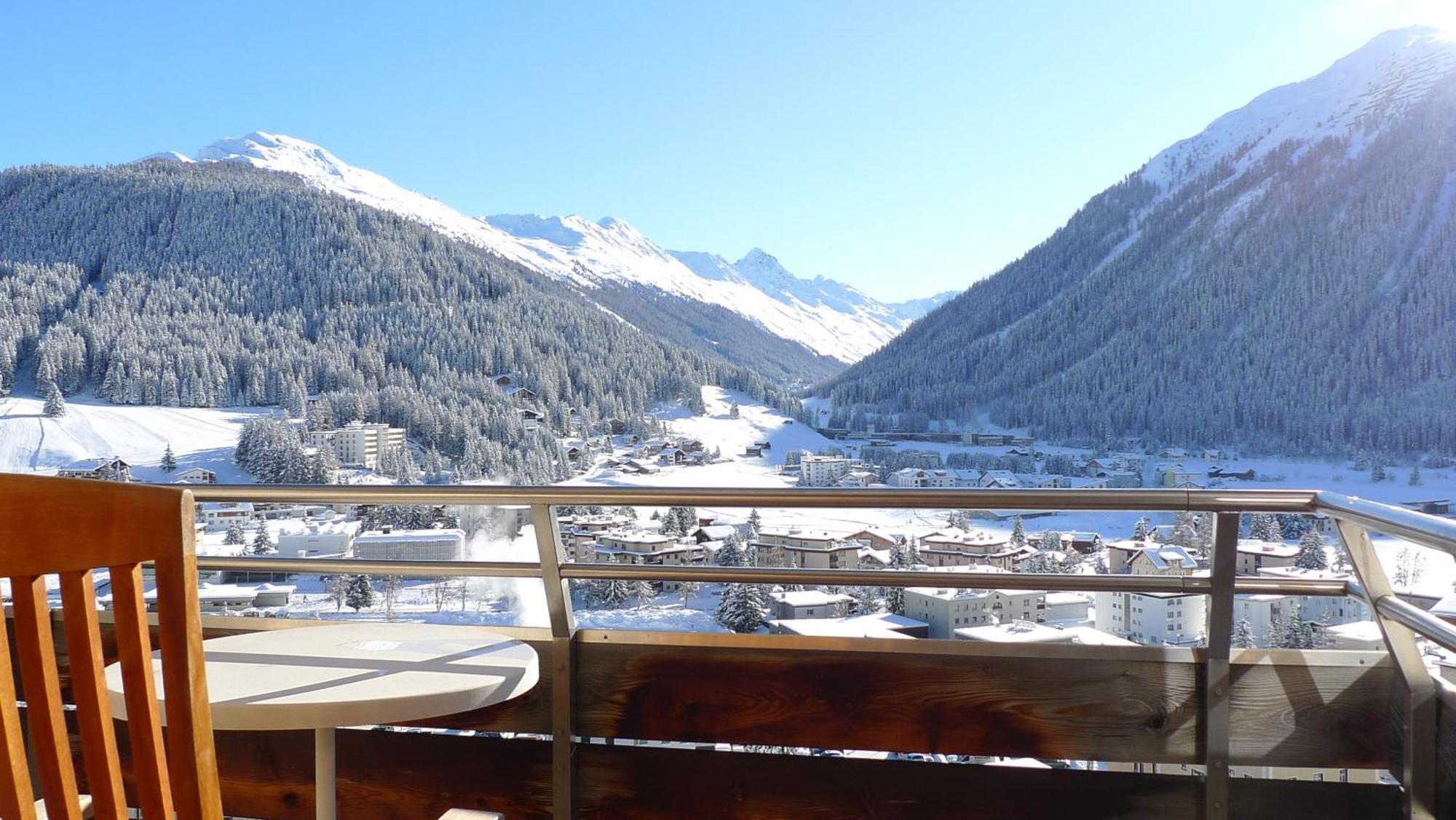 Spectacular View & Central Location In Davos Exterior photo